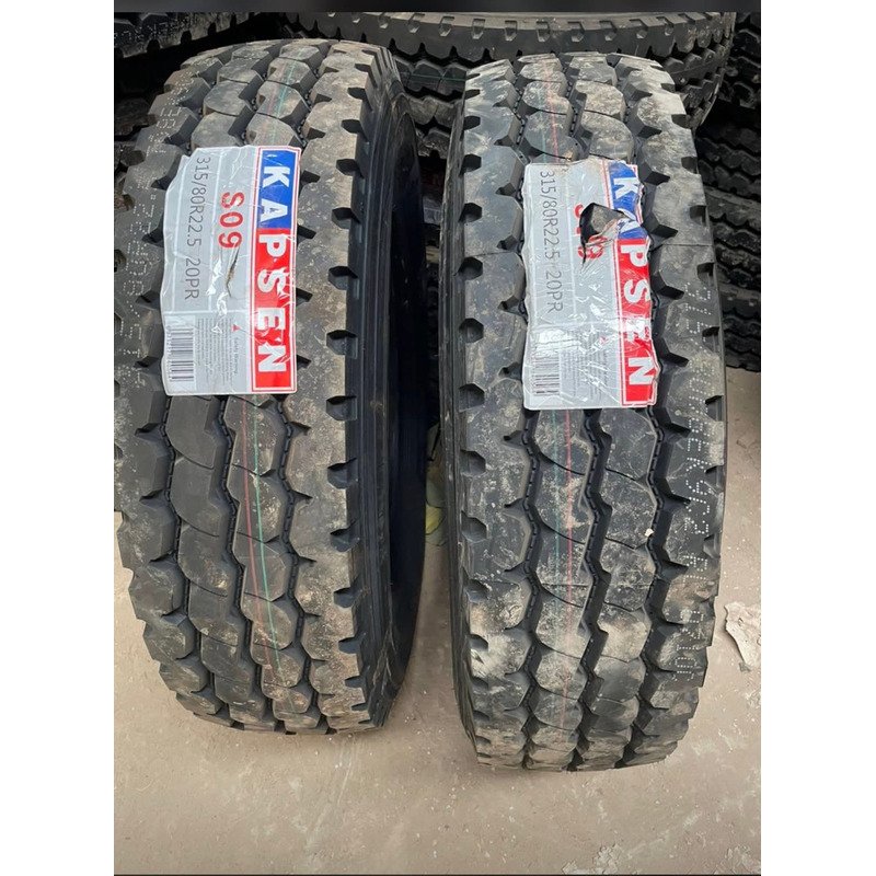 Pneus 315 /80R22-5 neuf
